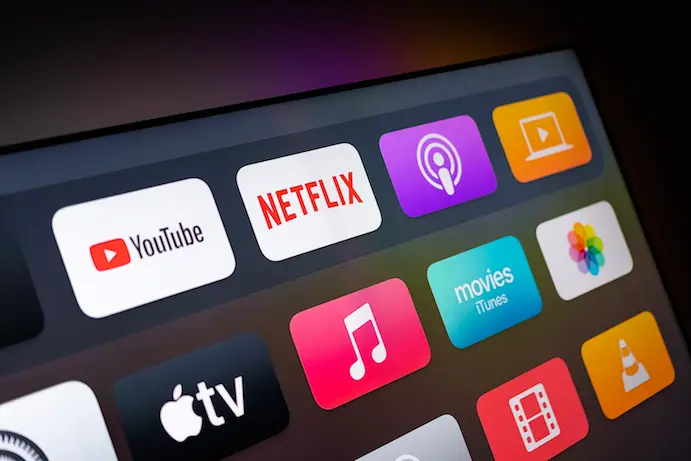 動画配信サービスを好きな場所で楽しむのアイキャッチ画像 NetflixやAmazon Prime YouTubeなどが表示された画像