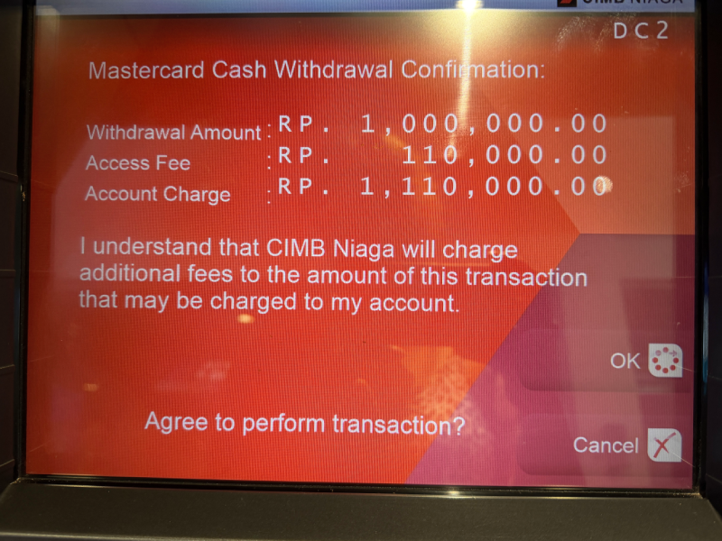 CIMB Niaga ATMの手数料110,000ルピア内訳画面